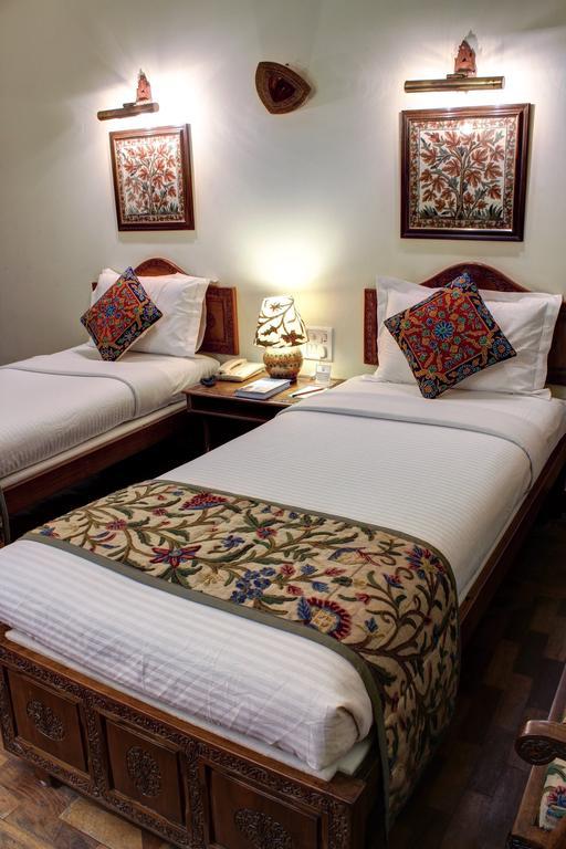 Palace On Ganges - Heritage Hotel Varanasi Rum bild